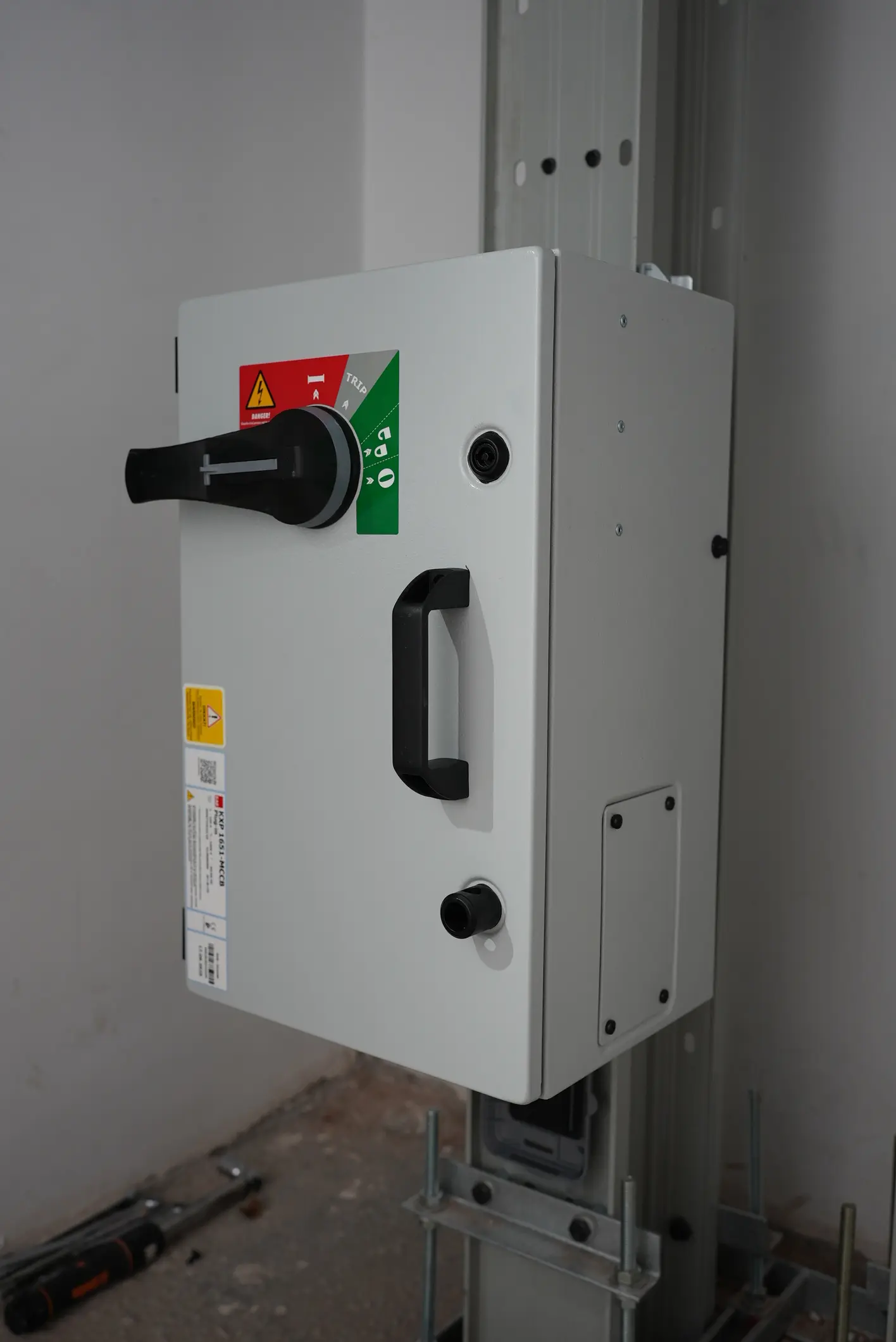 Busbar Çıkış Kutusu